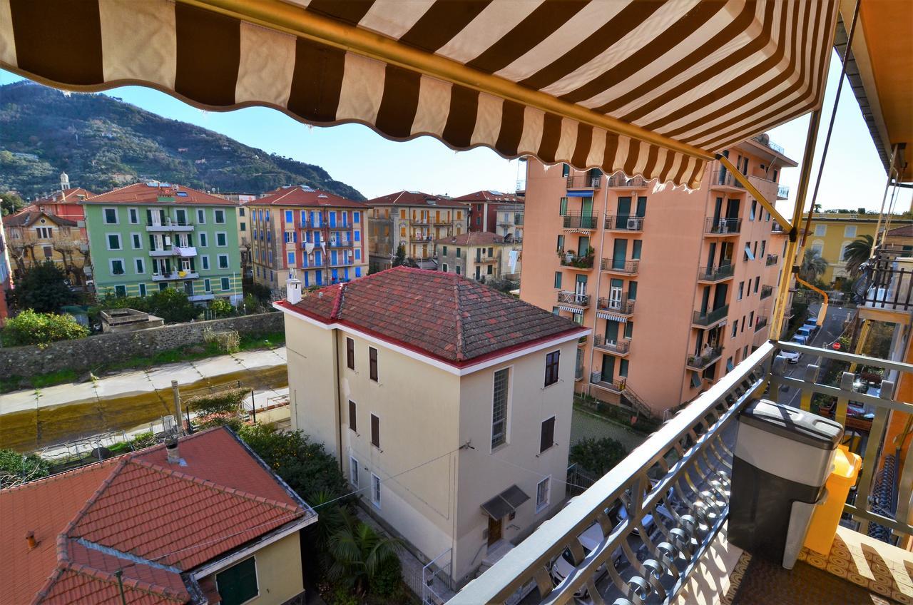 Gabry Apartment Леванто Екстериор снимка